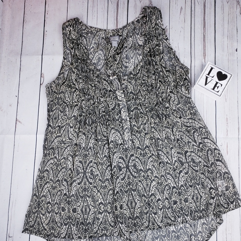 Converse Dark Green/White Sheer Flowy Tank Blouse